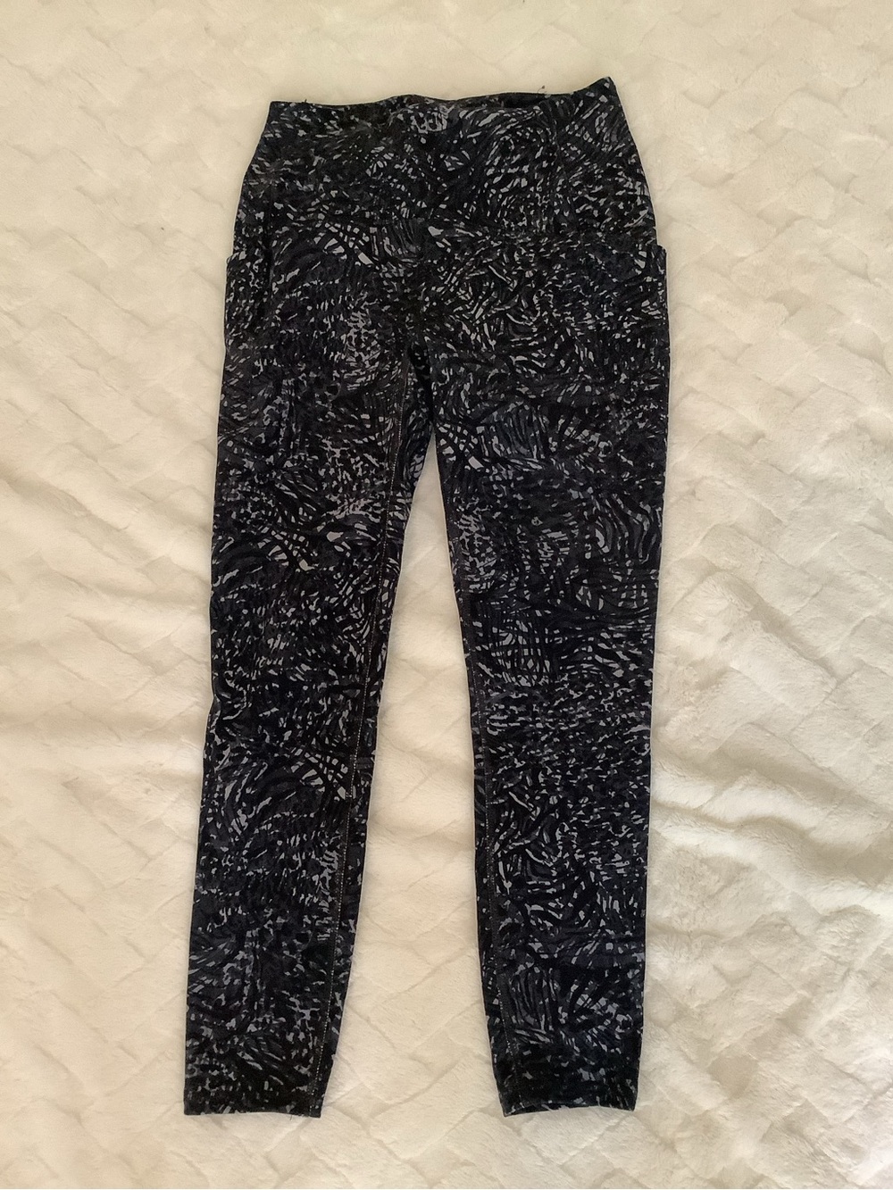RBX Black & Gray Patterned Women's Jeggings